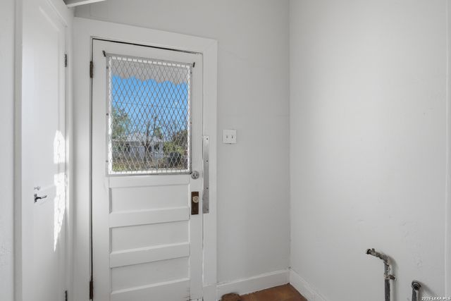 1446 Fulton, San Antonio, TX 78201