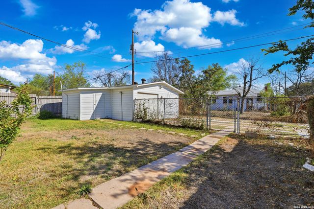 1446 Fulton, San Antonio, TX 78201