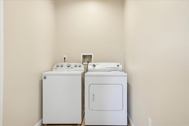 12934 Sierra Vista Dr, Grass Valley, CA 95945