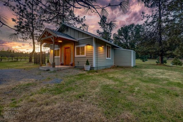 12934 Sierra Vista Dr, Grass Valley, CA 95945