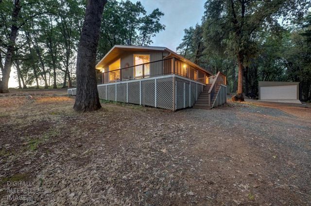 12934 Sierra Vista Dr, Grass Valley, CA 95945