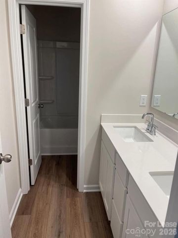 13304 Hampton Bay Lane, Charlotte, NC 28262