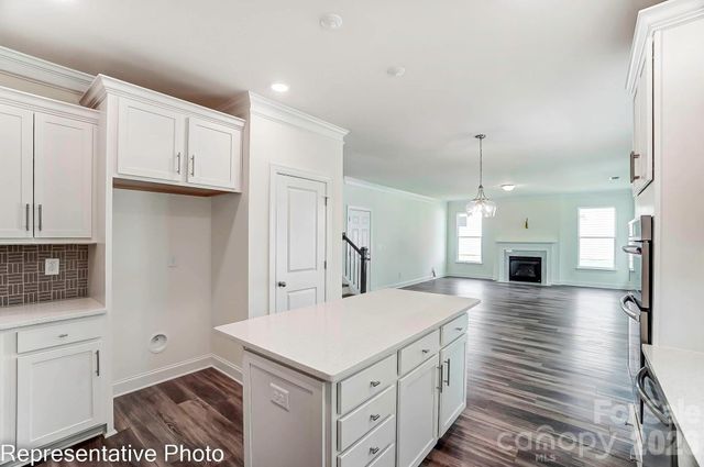 8474 Acadia Parkway, Sherrills Ford, NC 28673
