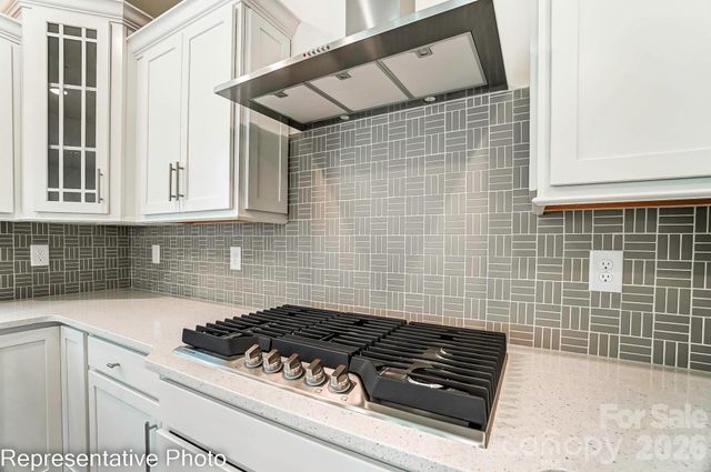 8474 Acadia Parkway, Sherrills Ford, NC 28673