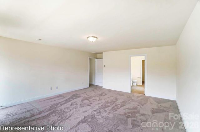 8474 Acadia Parkway, Sherrills Ford, NC 28673