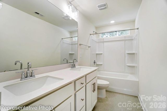 8474 Acadia Parkway, Sherrills Ford, NC 28673