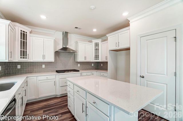 8474 Acadia Parkway, Sherrills Ford, NC 28673