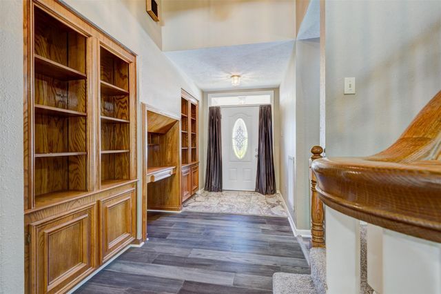 6502 Inverness Way, Pasadena, TX 77505