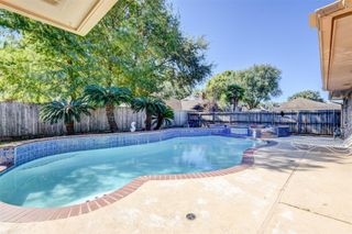 6502 Inverness Way, Pasadena, TX 77505