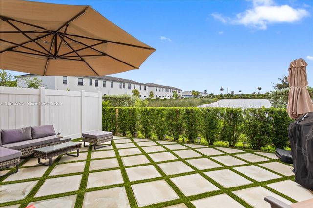 20478 NW 4th Ct, Miami Gardens, FL 33169