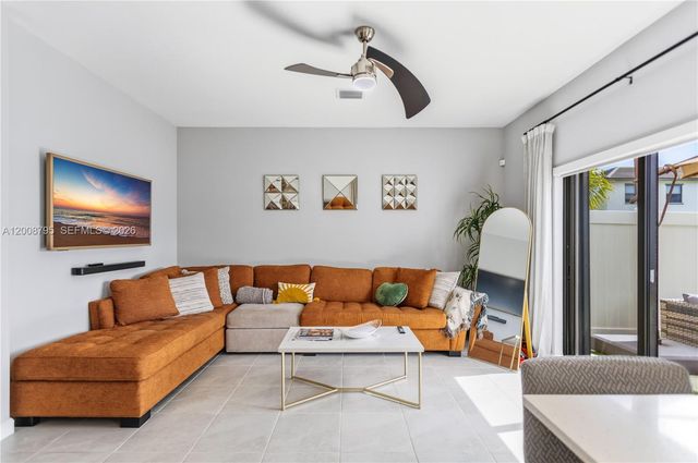 20478 NW 4th Ct, Miami Gardens, FL 33169