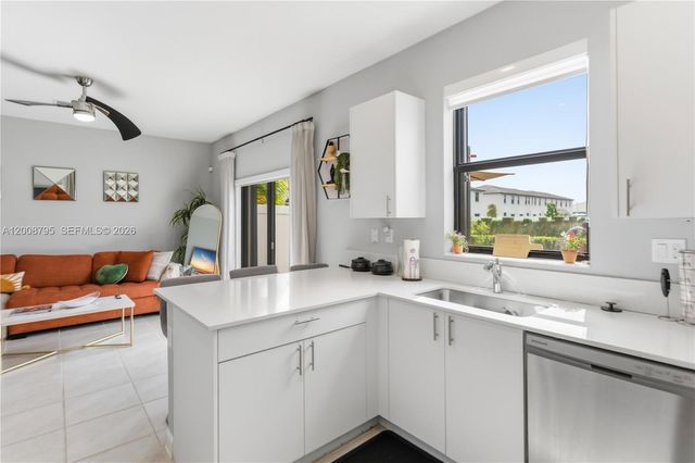 20478 NW 4th Ct, Miami Gardens, FL 33169