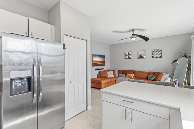 20478 NW 4th Ct, Miami Gardens, FL 33169