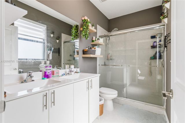 20478 NW 4th Ct, Miami Gardens, FL 33169