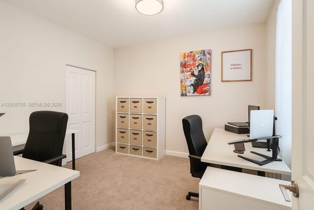 20478 NW 4th Ct, Miami Gardens, FL 33169