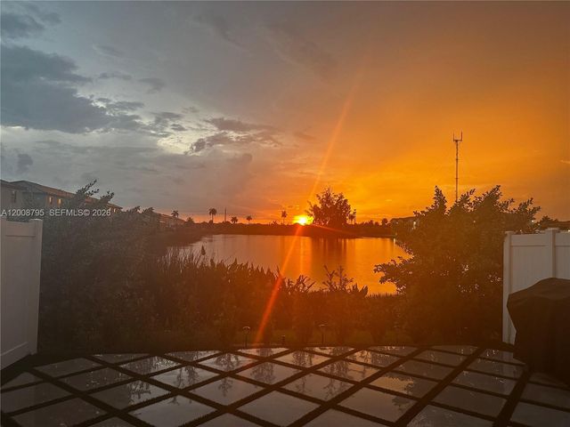 20478 NW 4th Ct, Miami Gardens, FL 33169