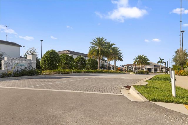 20478 NW 4th Ct, Miami Gardens, FL 33169