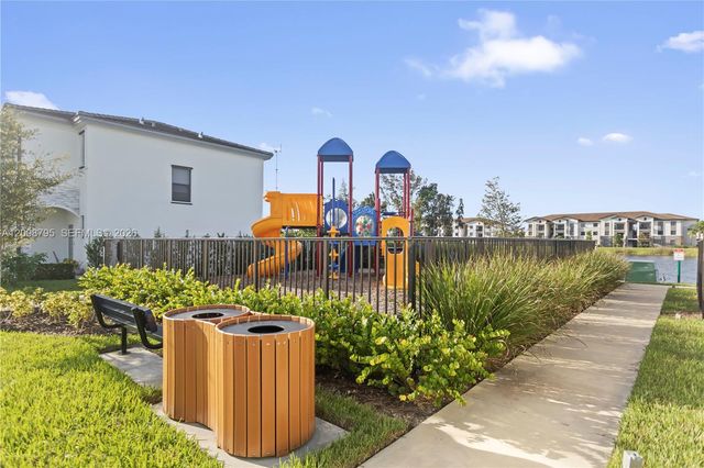 20478 NW 4th Ct, Miami Gardens, FL 33169