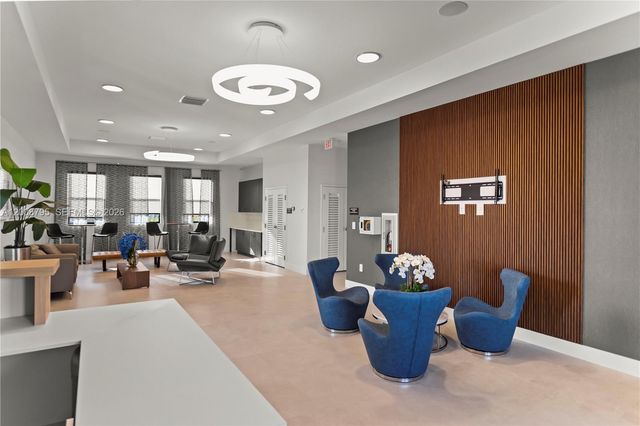 20478 NW 4th Ct, Miami Gardens, FL 33169