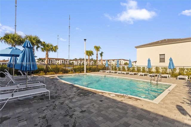 20478 NW 4th Ct, Miami Gardens, FL 33169