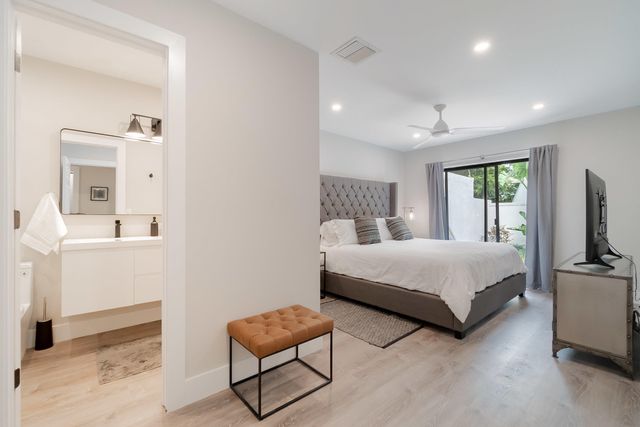 12807 Spinnaker Lane, Wellington, FL 33414