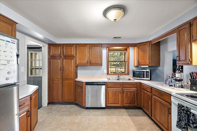 678 Butternut Drive, Holland Twp, MI 49424