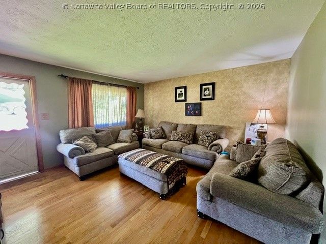 111A Fairland Drive, Nitro, WV 25143