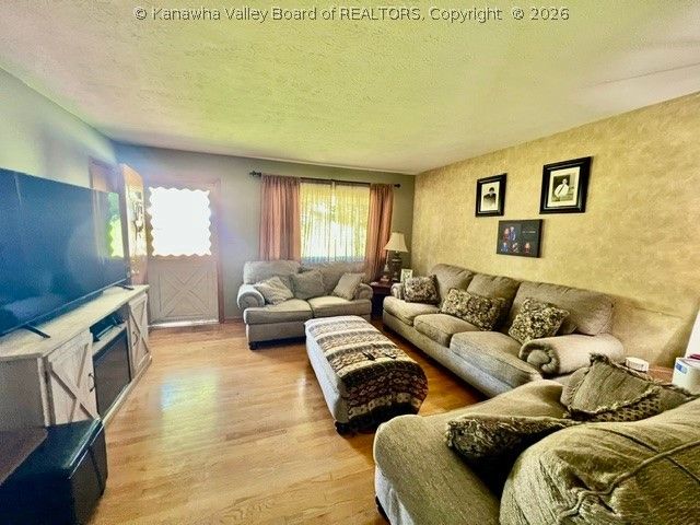 111A Fairland Drive, Nitro, WV 25143