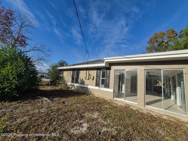 12186 Lamont Drive, Spring Hill, FL 34608