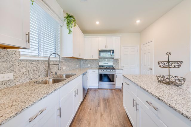 10207 Cannons Run Way, Houston, TX 77034