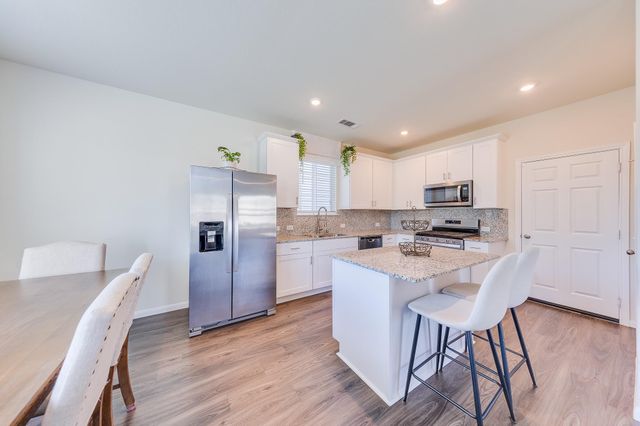 10207 Cannons Run Way, Houston, TX 77034