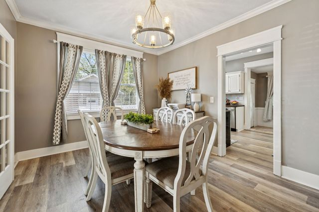 111 Oak Grove Rd, Red Boiling Springs, TN 37150