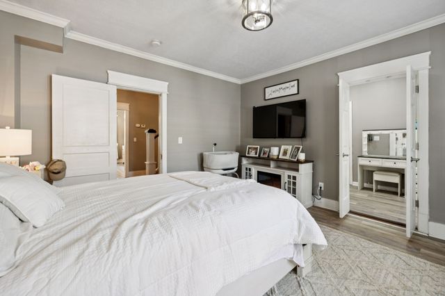 111 Oak Grove Rd, Red Boiling Springs, TN 37150