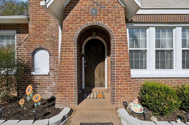 111 Oak Grove Rd, Red Boiling Springs, TN 37150