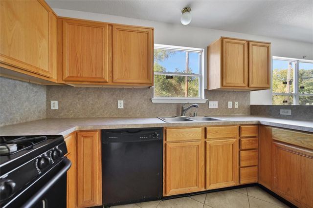 3802 Teal Maple Court, Fresno, TX 77545