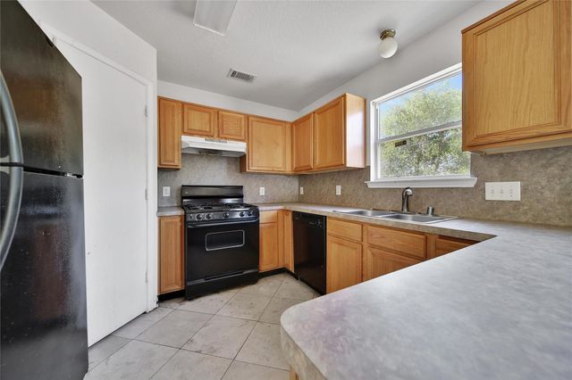 3802 Teal Maple Court, Fresno, TX 77545