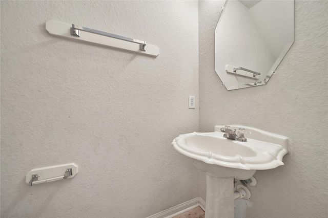 3802 Teal Maple Court, Fresno, TX 77545