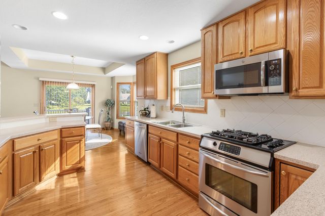 2059 Alum Village Drive, Lewis Center, OH 43035