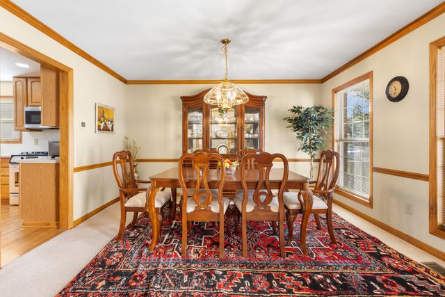 2059 Alum Village Drive, Lewis Center, OH 43035
