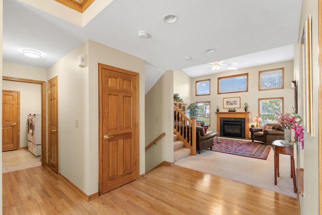 2059 Alum Village Drive, Lewis Center, OH 43035