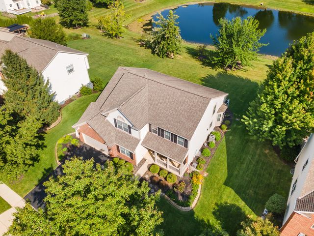 2059 Alum Village Drive, Lewis Center, OH 43035