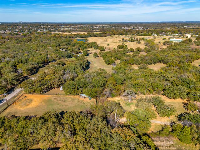 4528 Oak Drive, Alvarado, TX 76009