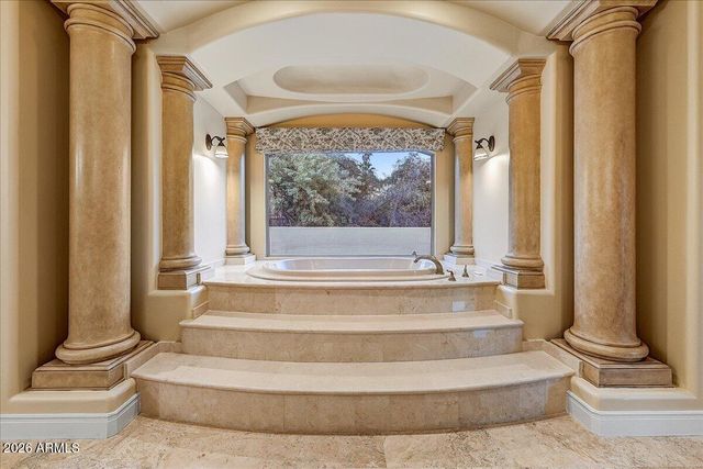 4807 E CRYSTAL Lane, Paradise Valley, AZ 85253