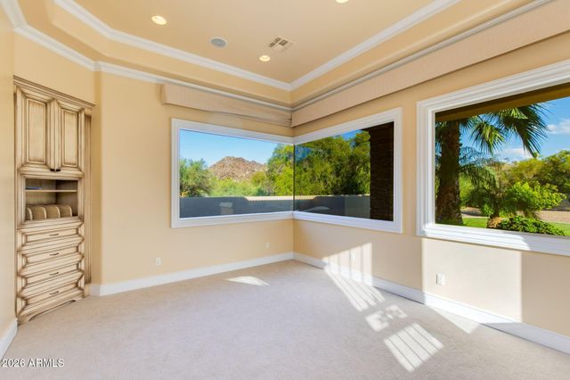 4807 E CRYSTAL Lane, Paradise Valley, AZ 85253