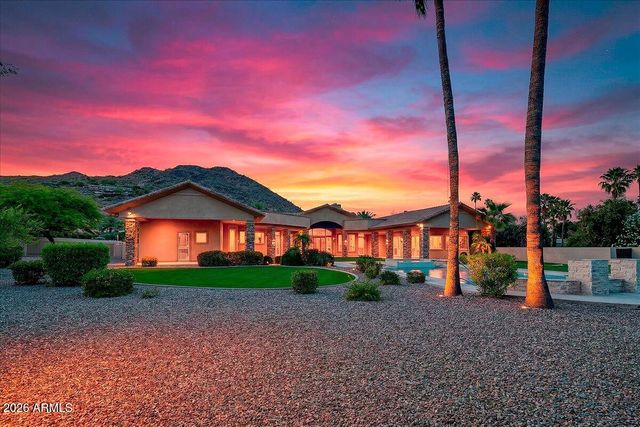 4807 E CRYSTAL Lane, Paradise Valley, AZ 85253