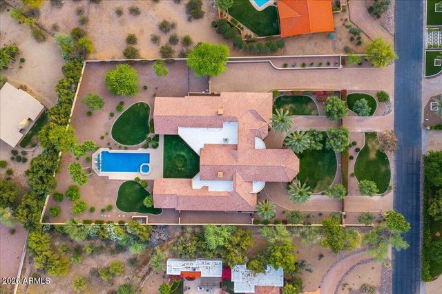 4807 E CRYSTAL Lane, Paradise Valley, AZ 85253