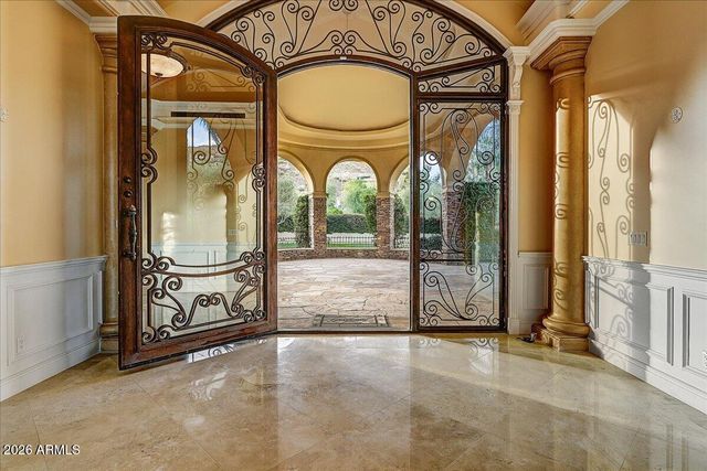 4807 E CRYSTAL Lane, Paradise Valley, AZ 85253