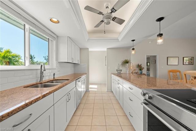2126 Egret CIR, Sanibel, FL 33957