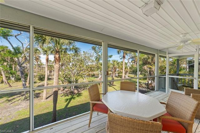 2126 Egret CIR, Sanibel, FL 33957