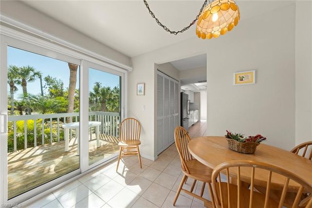 2126 Egret CIR, Sanibel, FL 33957